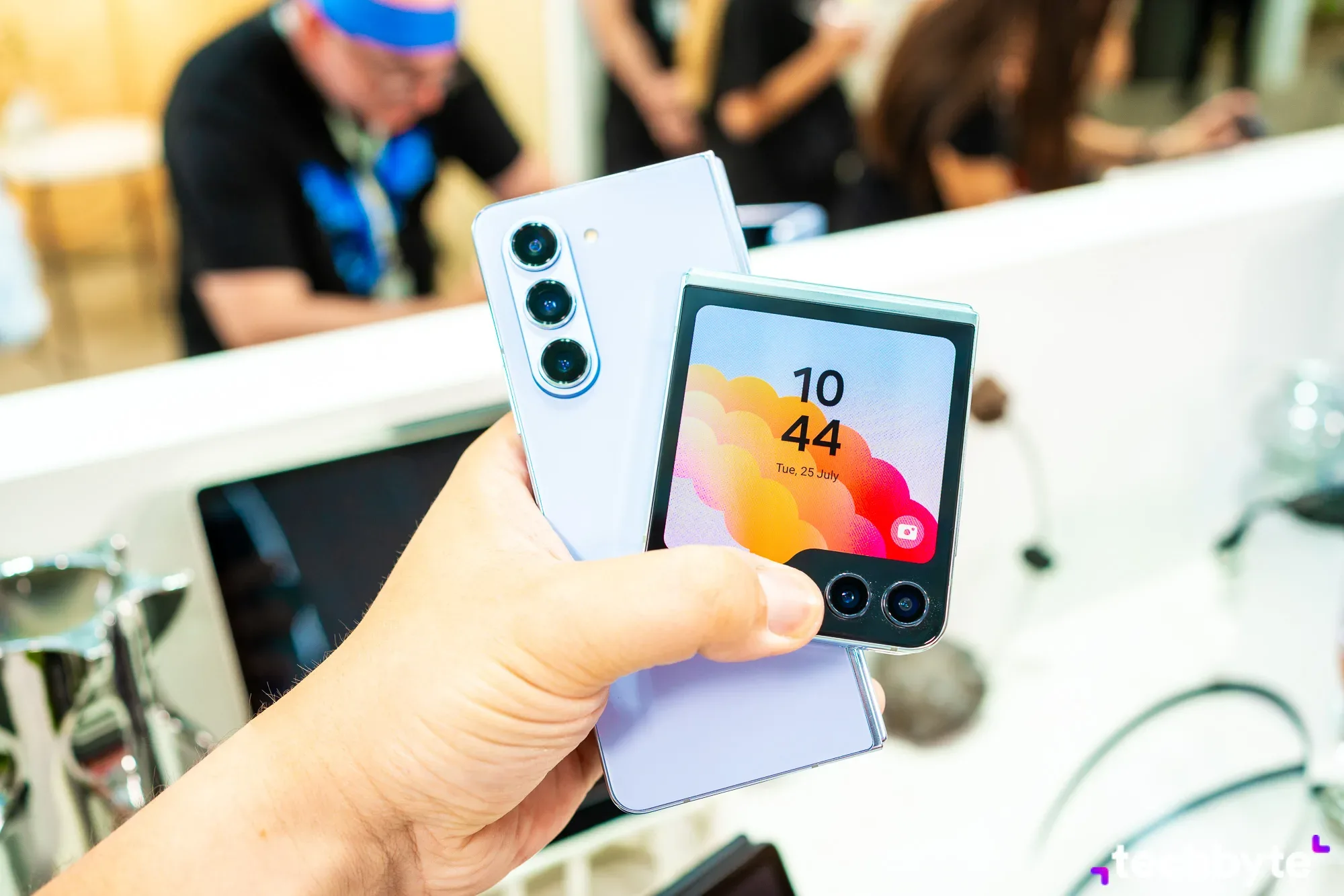 Samsung omylom prezradil vlastnú novinku: nové skladacie smartfóny prinesú zmeny, aké sme ešte nevideli
