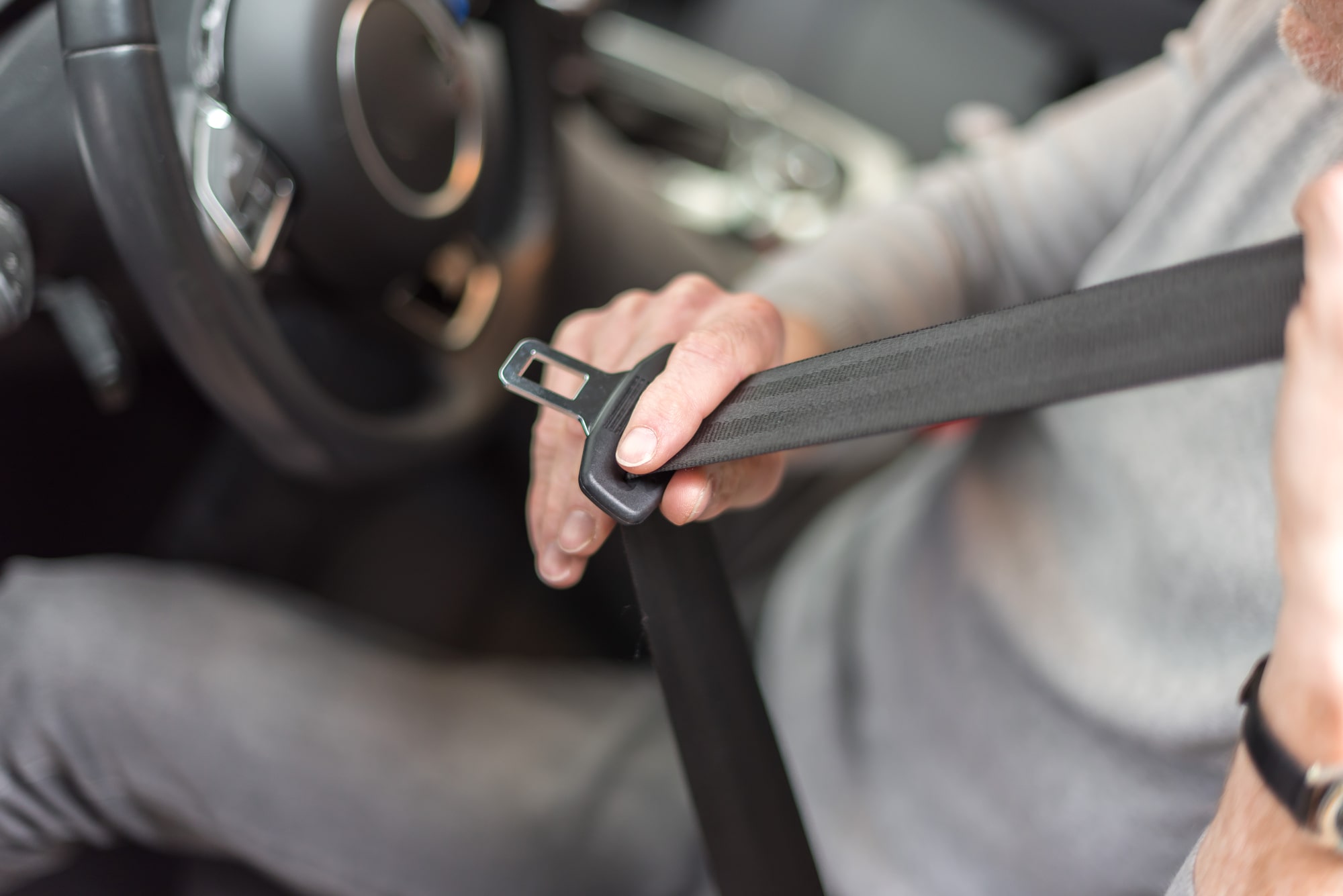 POZOR na jazdu v taxíku: Nepoužívate pásy? Môže vás to stáť 50 eur!