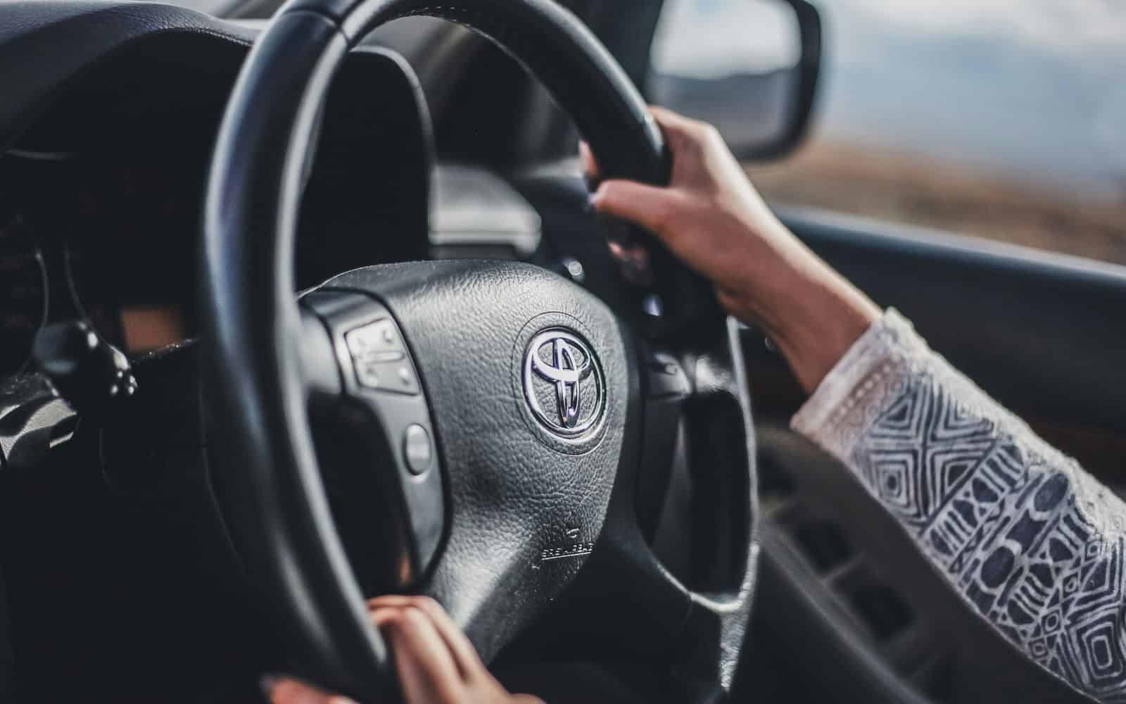 Toyota čelí vážnemu problému: Zlodeji kradnú autá za pár minút vďaka jednoduchej chybe