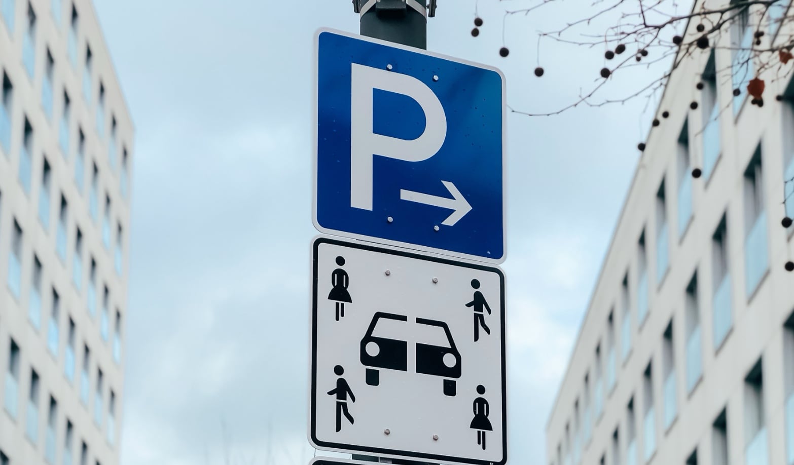 Vodiči, pozor na NEMECKO: Táto nová značka vyzerá nevinne, ale jedno zlé parkovanie vás môže stáť stovky eur